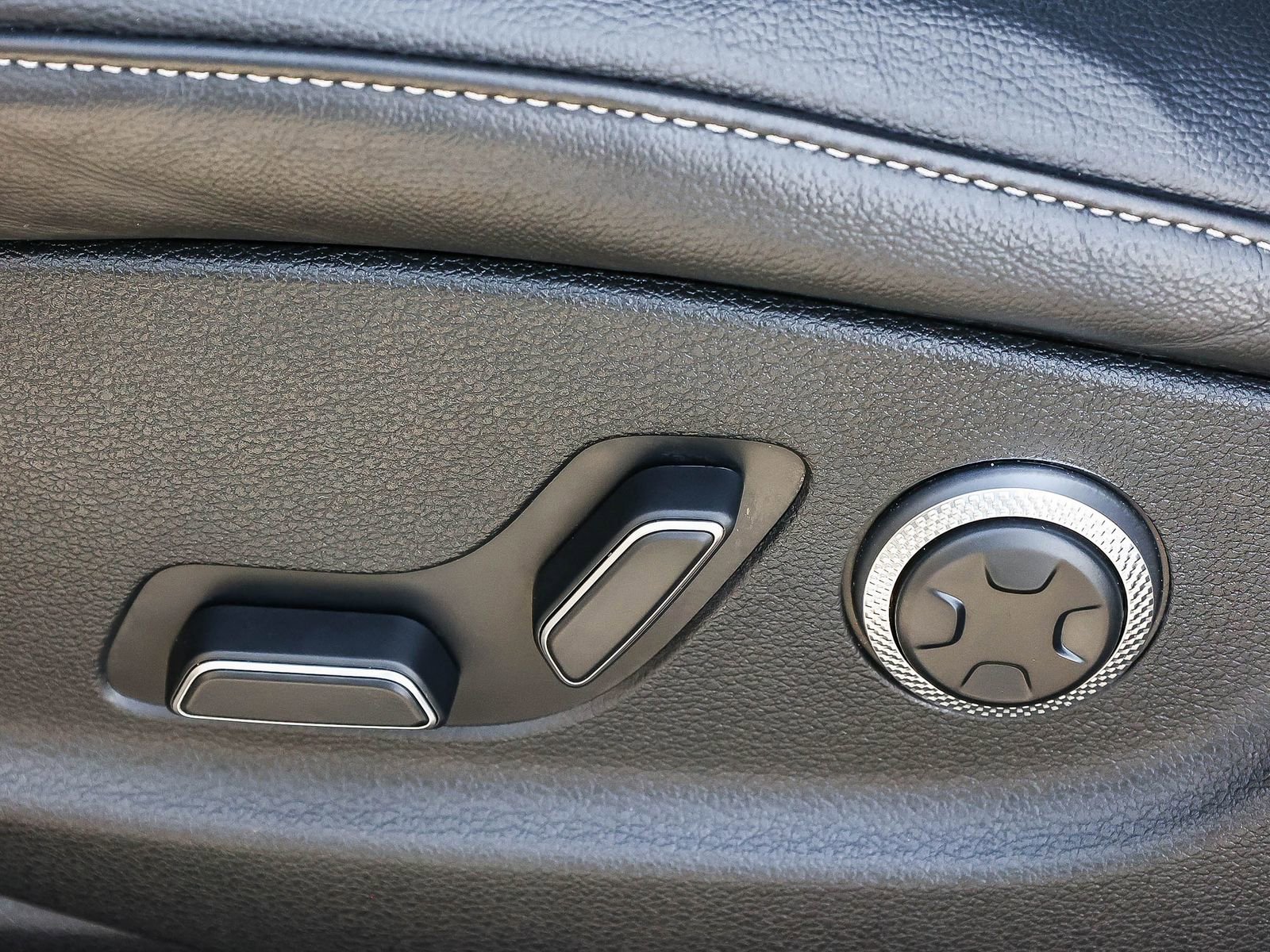 Used 2024 Genesis GV80 3.5T image 23