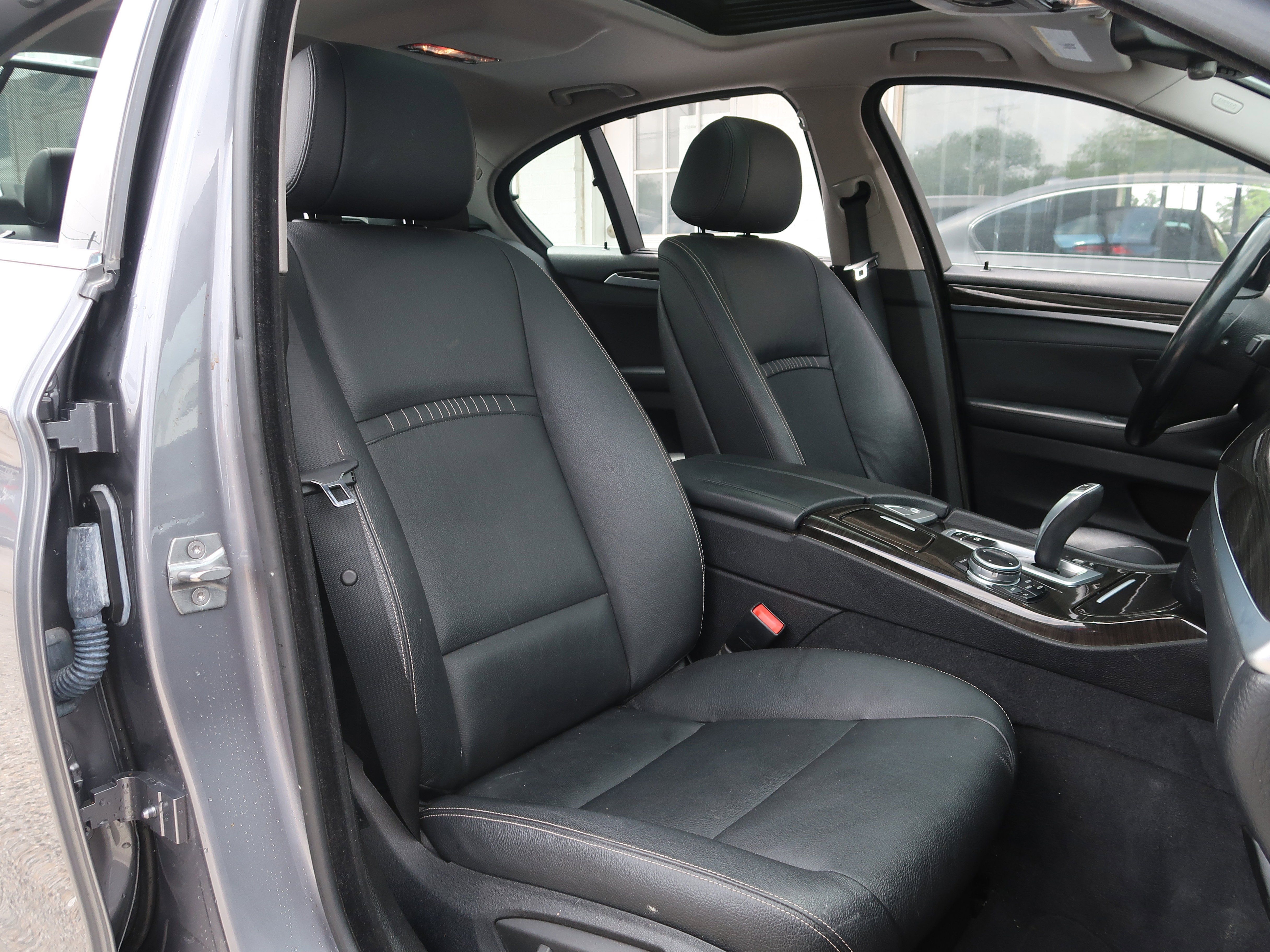 Used 2014 BMW 535d Sedan RWD image 13