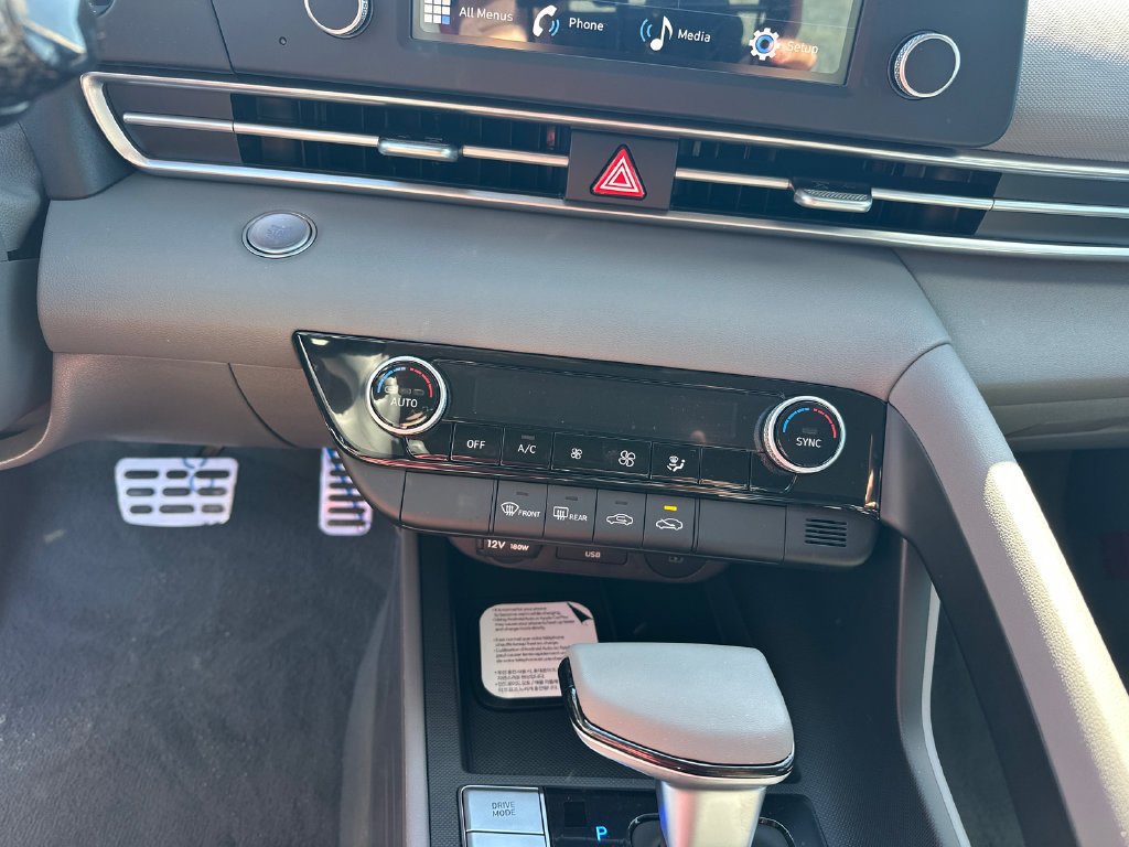 Certified 2026 Hyundai Elantra Sport FWD image 29