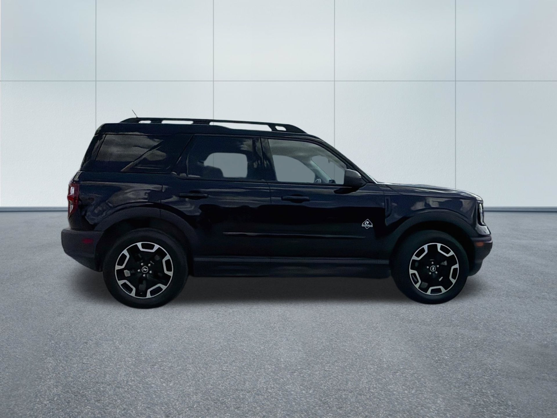 Used 2022 Ford Bronco Sport Outer Banks w/ Tech Package AWD/4WD image 4