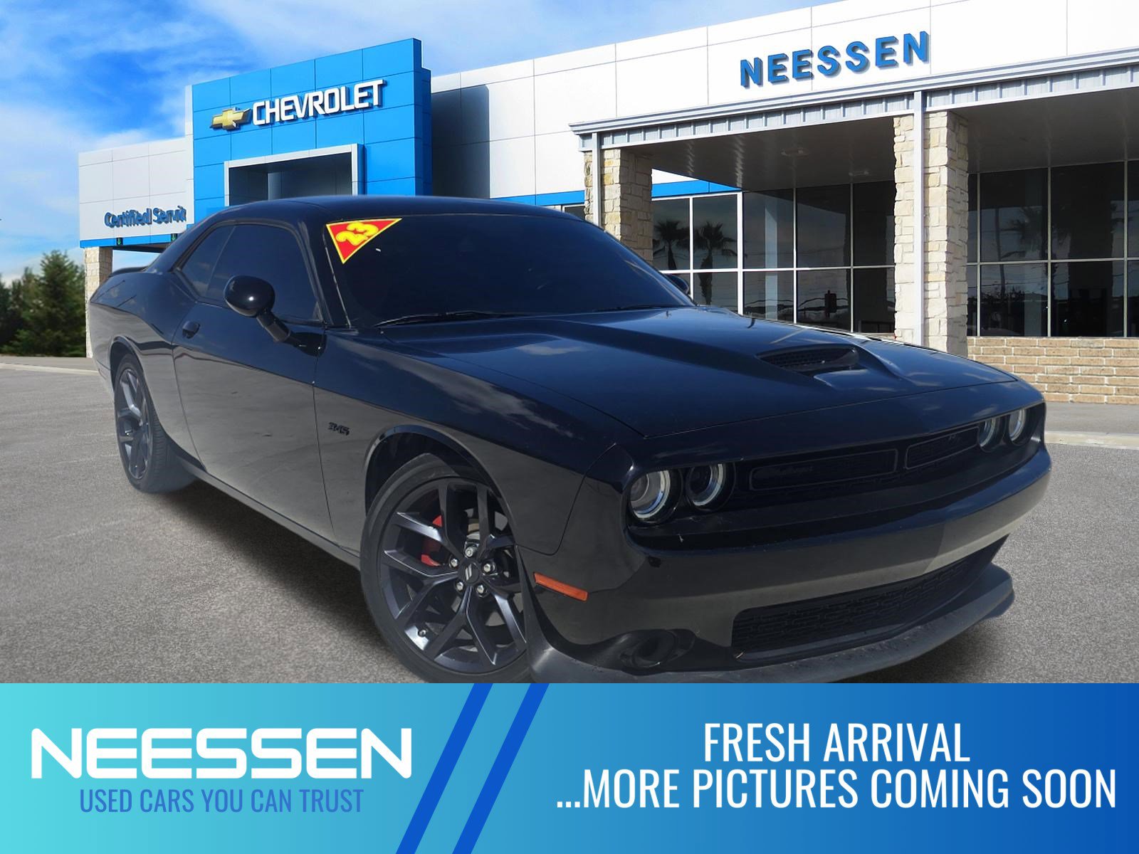 Used 2023 Dodge Challenger R/T w/ Blacktop Package image 1