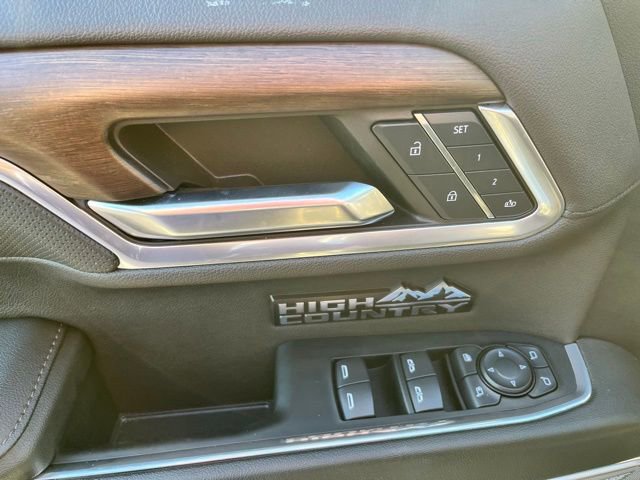 Used 2024 Chevrolet Silverado 1500 High Country w/ High Country Premium Package AWD/4WD image 20
