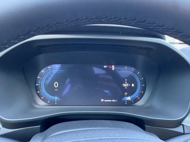 New 2025 Volvo XC40 B5 Plus w/ Protection Package Premier AWD/4WD image 29