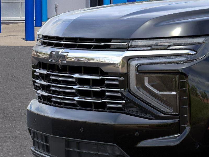 New 2026 Chevrolet Suburban Premier image 14