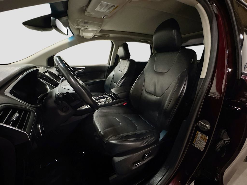 Used 2019 Ford Edge Titanium w/ Equipment Group 301A image 25