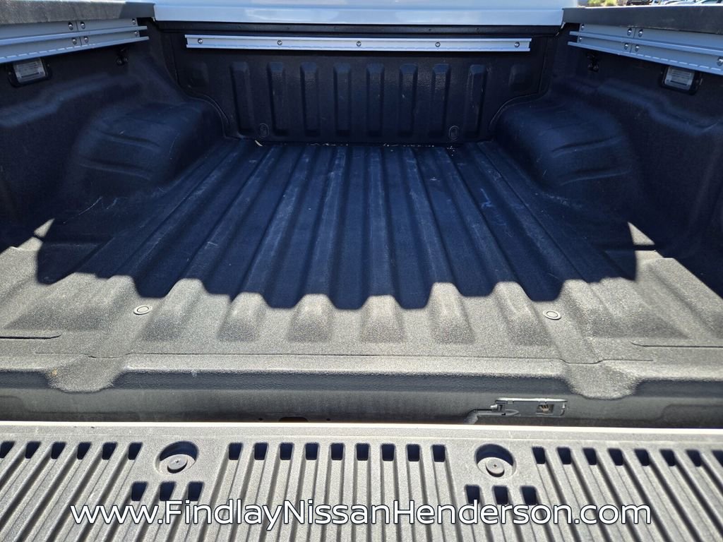 Used 2025 Nissan Frontier SV w/ SV Convenience Package image 14