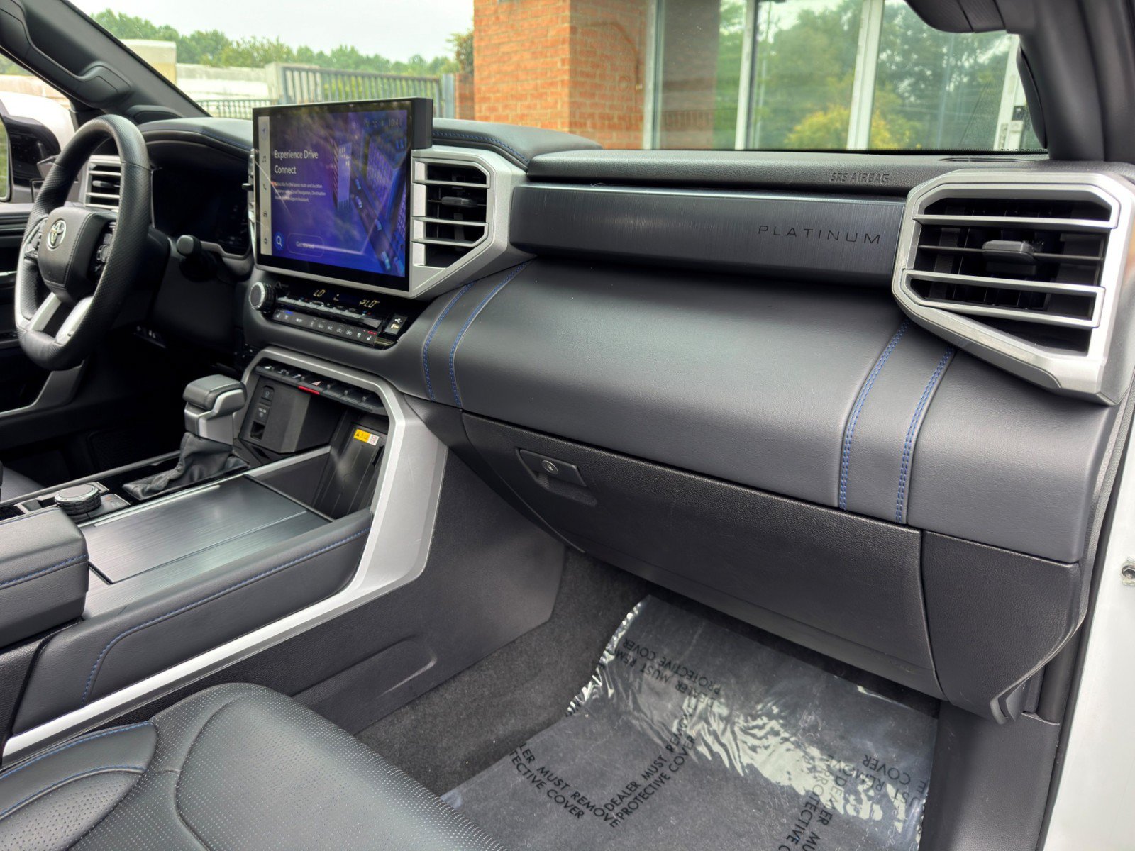 Used 2024 Toyota Tundra Platinum AWD/4WD image 15