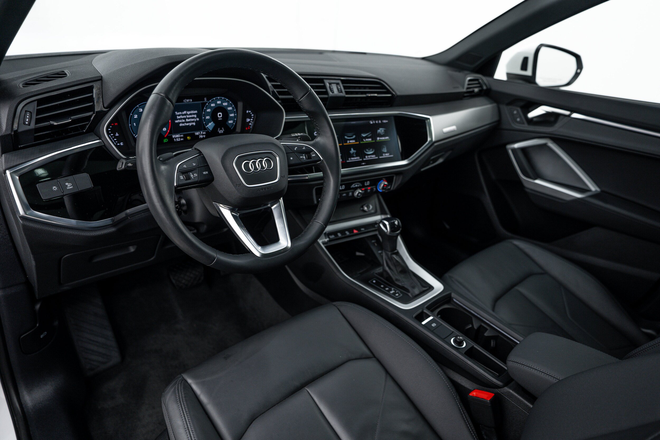 Certified 2023 Audi Q3 2.0T Premium Plus w/ Premium Plus Package AWD/4WD image 10