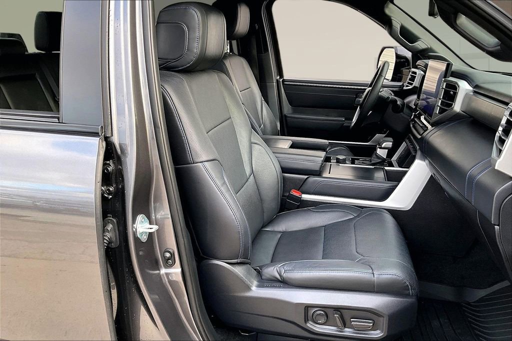 Used 2024 Toyota Tundra Platinum image 7