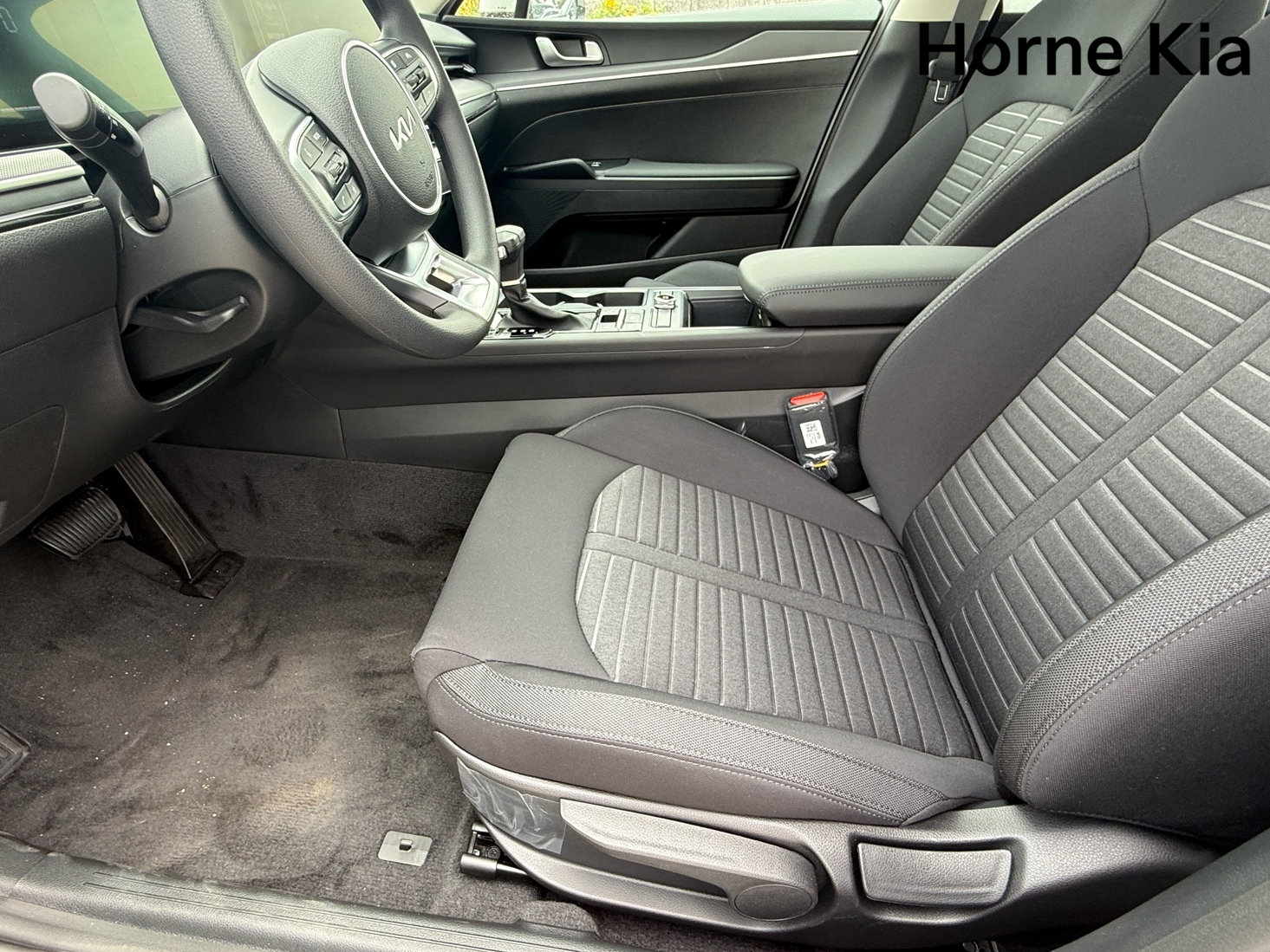 New 2025 Kia K5 LXS image 10