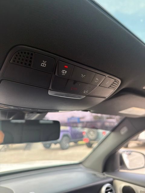 Used 2022 Mercedes-Benz GLC 300 image 31