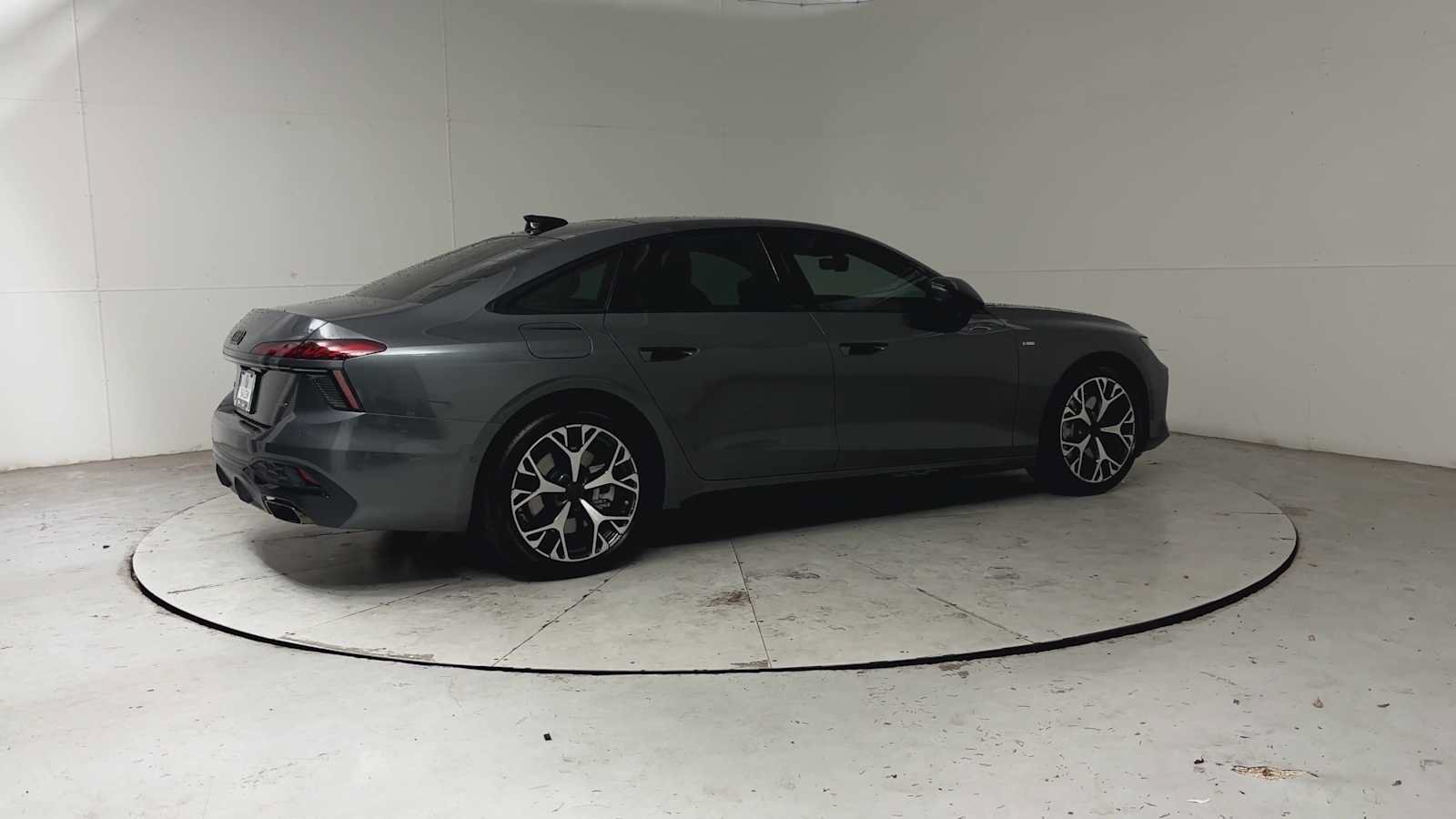 Used 2026 Audi A6 Premium Plus AWD/4WD image 4