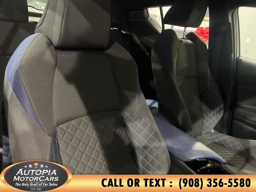 Used 2022 Toyota C-HR XLE FWD image 14