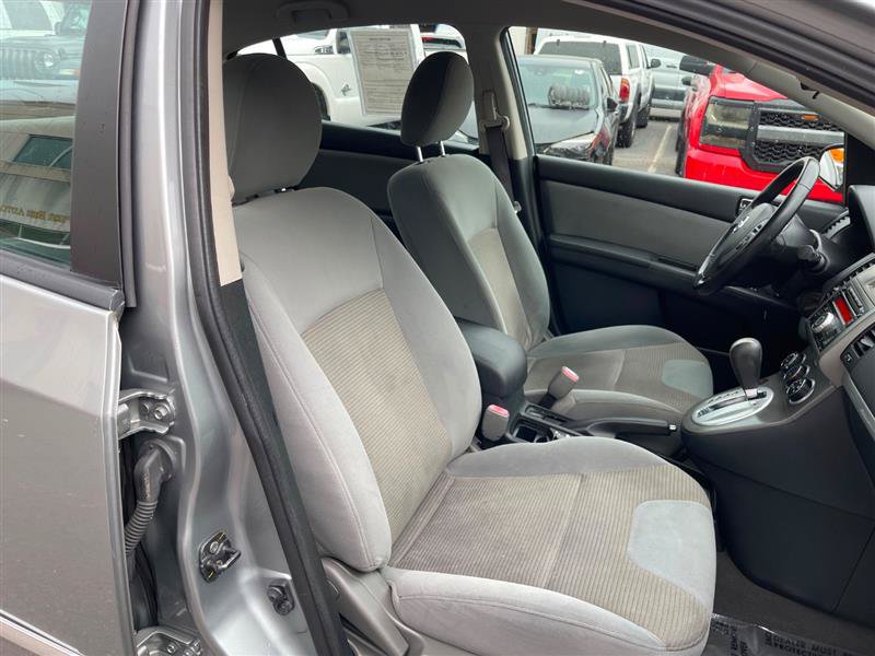 Used 2010 Nissan Sentra 2.0 S w/ Convenience Pkg FWD image 19