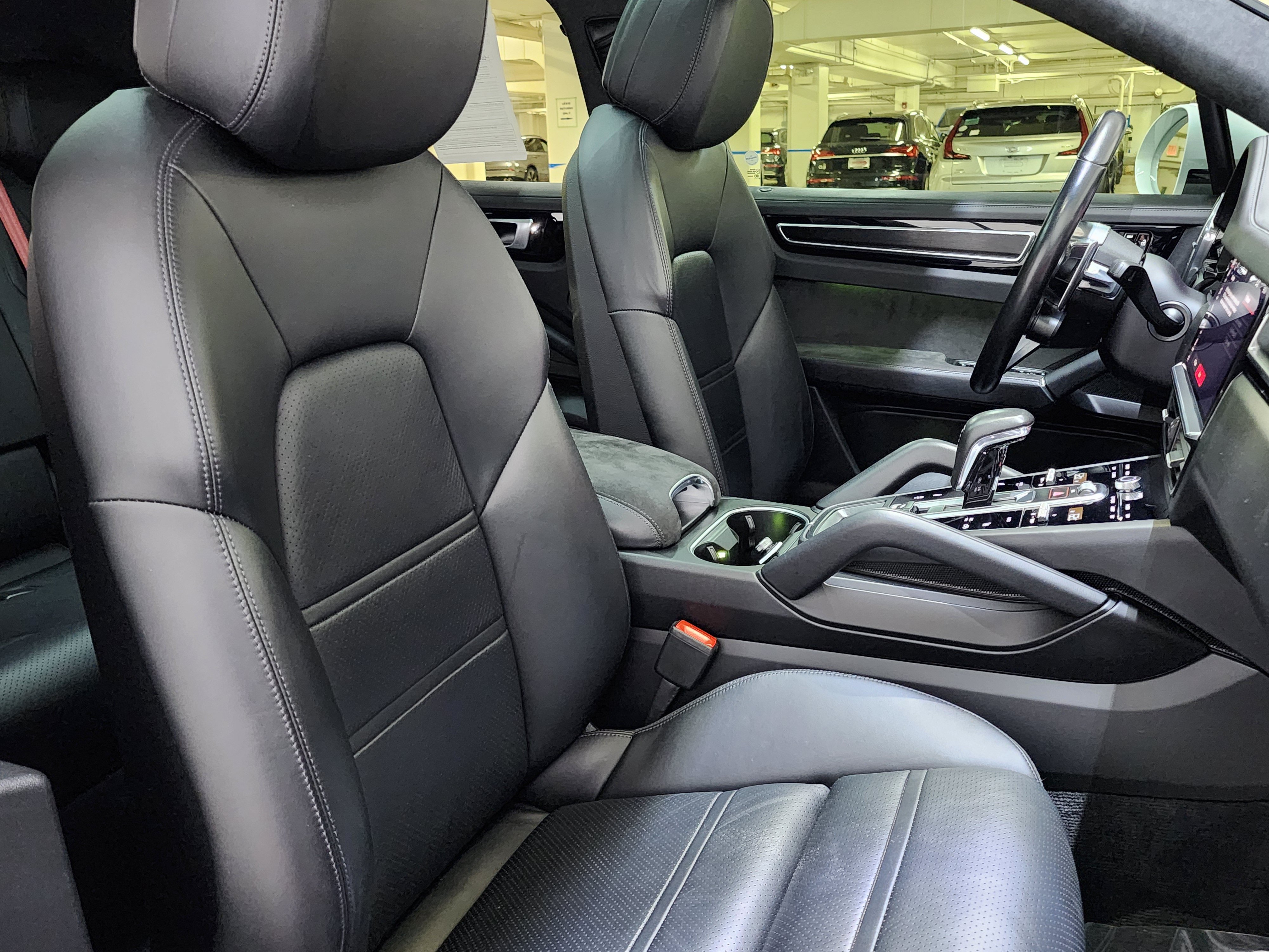 Used 2021 Porsche Cayenne GTS AWD/4WD image 24