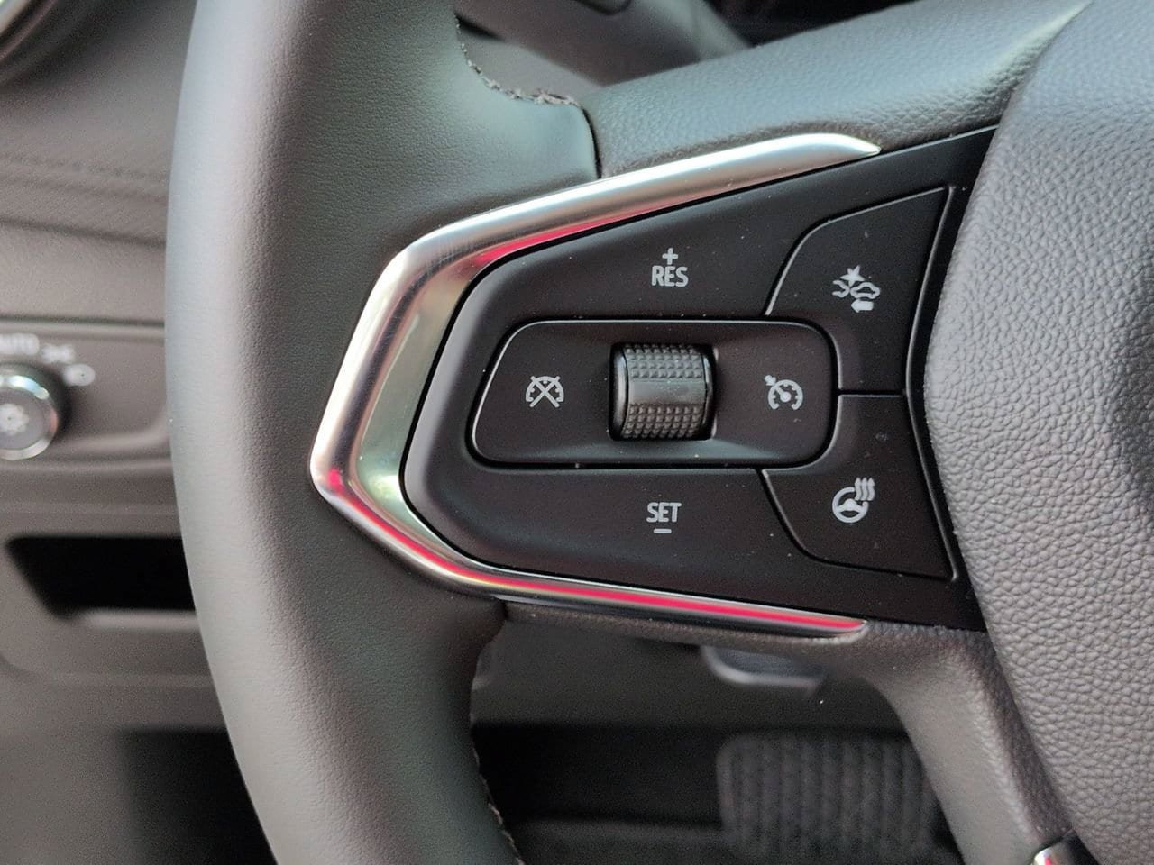 New 2026 Chevrolet TrailBlazer LT w/ Convenience Package FWD image 12