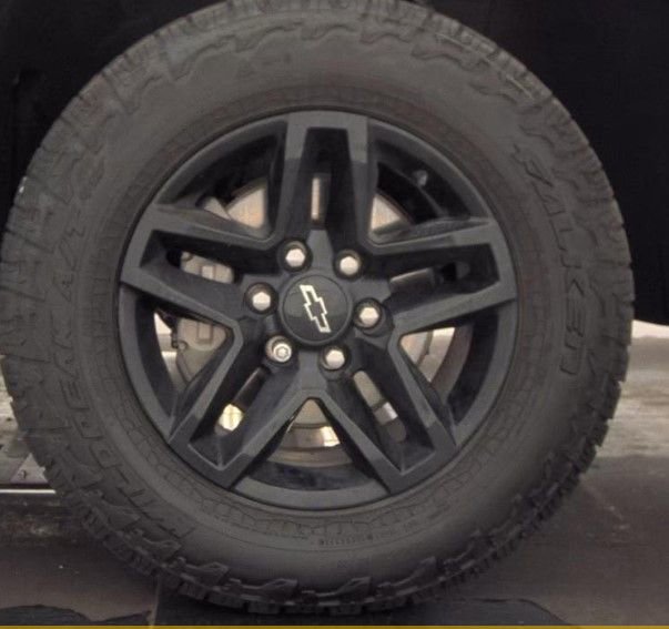 Used 2021 Chevrolet Silverado 1500 LT Trail Boss w/ Convenience Package II image 10