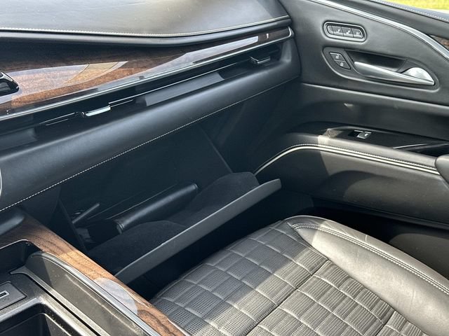 Used 2021 Cadillac Escalade Sport Platinum AWD/4WD image 33