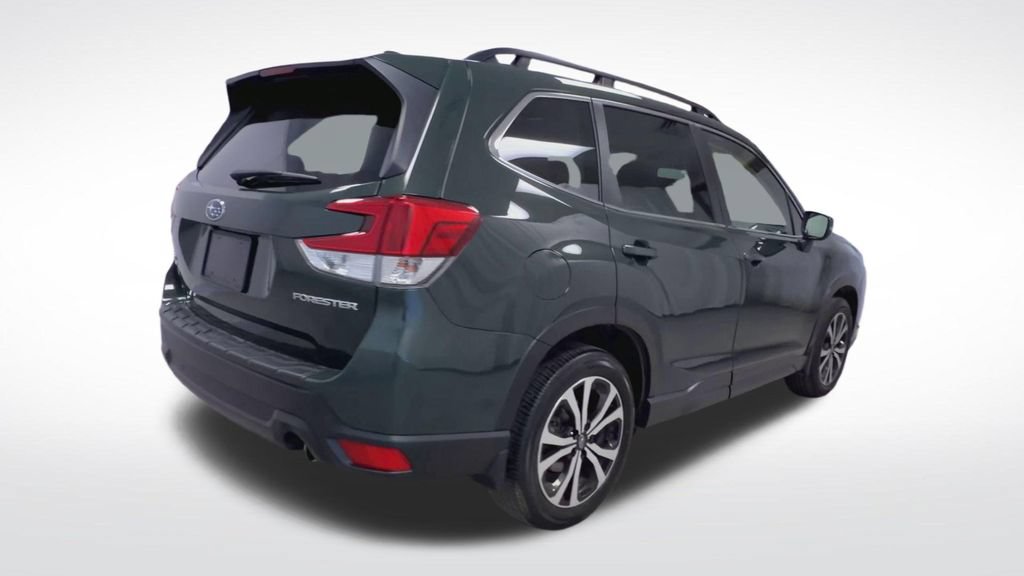Used 2023 Subaru Forester Limited AWD/4WD image 8