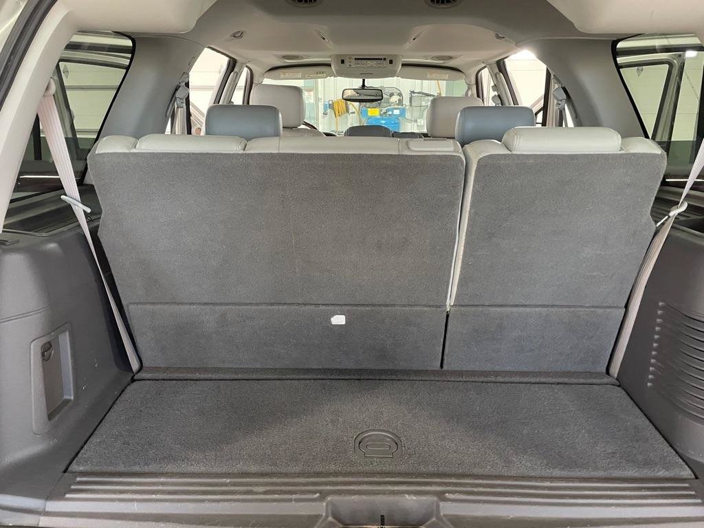 Used 2005 Lincoln Navigator Luxury AWD/4WD image 17