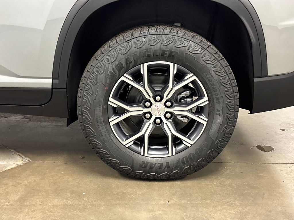 New 2026 GMC Acadia AT4 w/ LPO, Floor Liner Package image 13