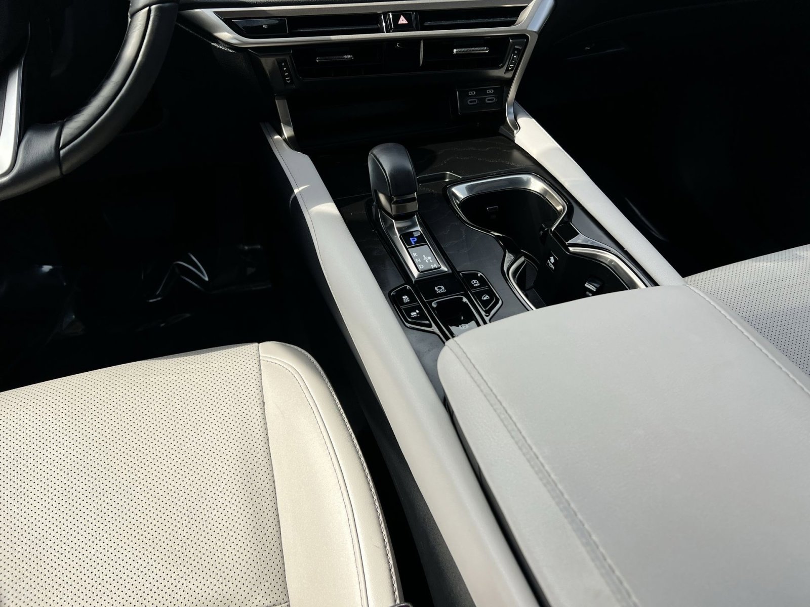 Used 2023 Lexus RX 350 Premium w/ Accessory Package image 22