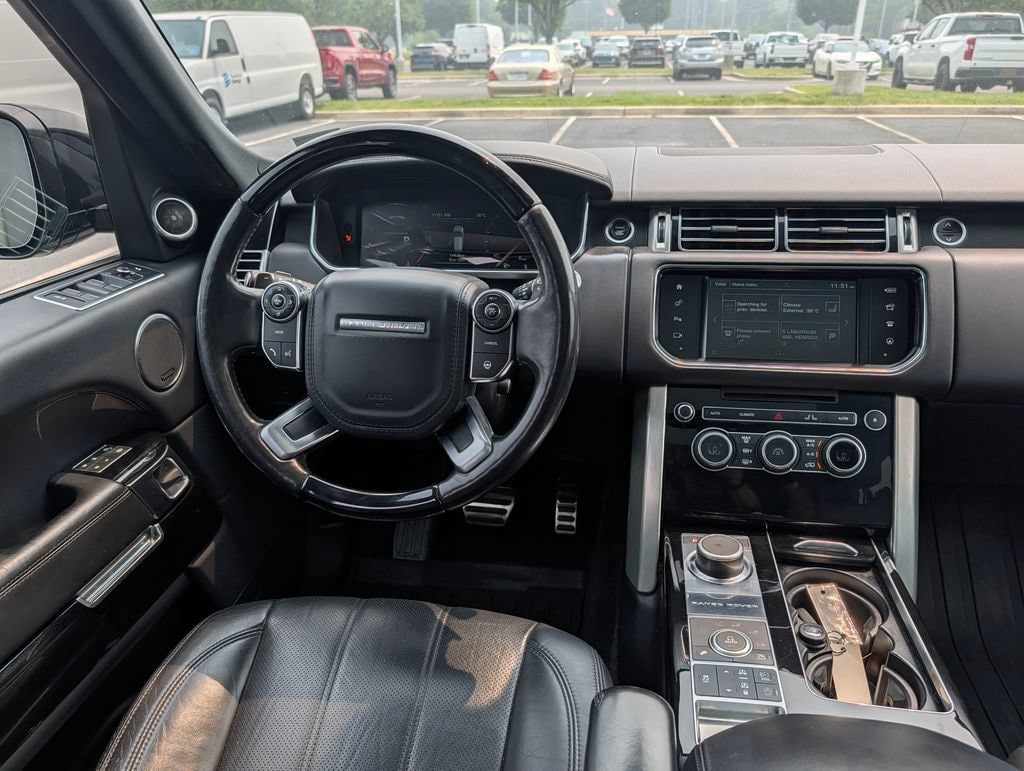 Used 2016 Land Rover Range Rover Supercharged AWD/4WD image 3
