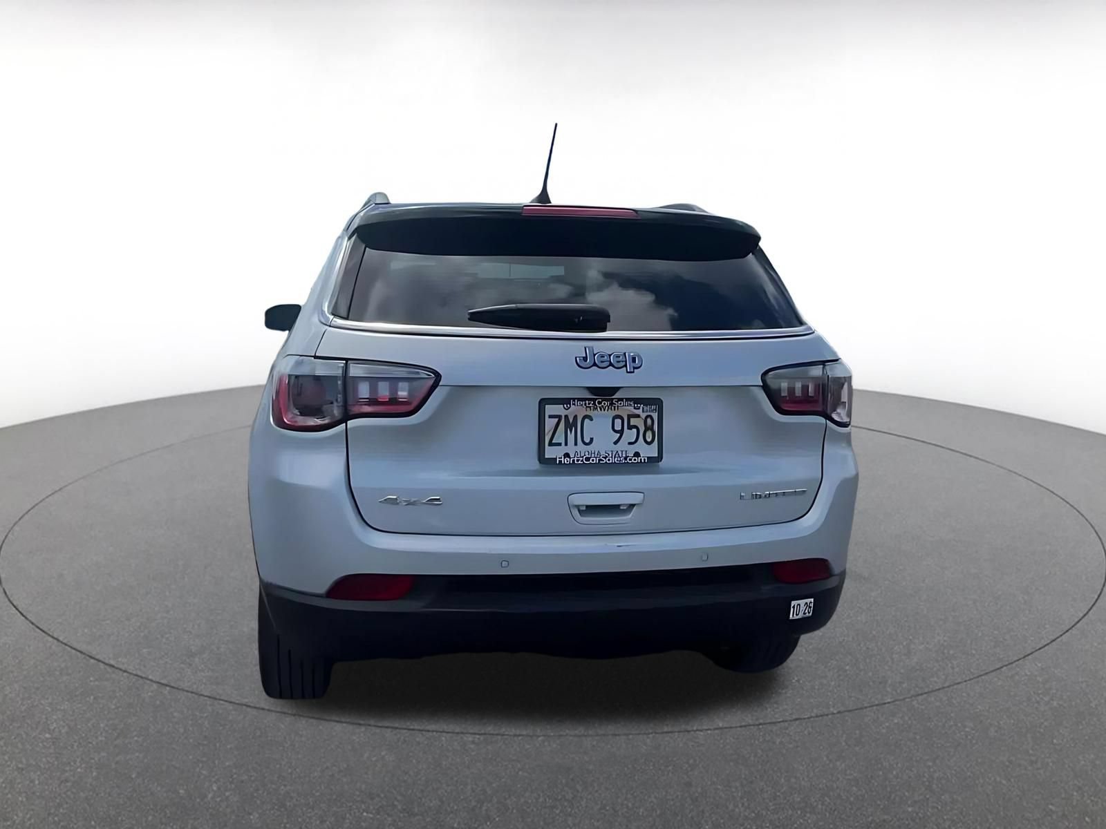 Used 2025 Jeep Compass Limited AWD/4WD image 12