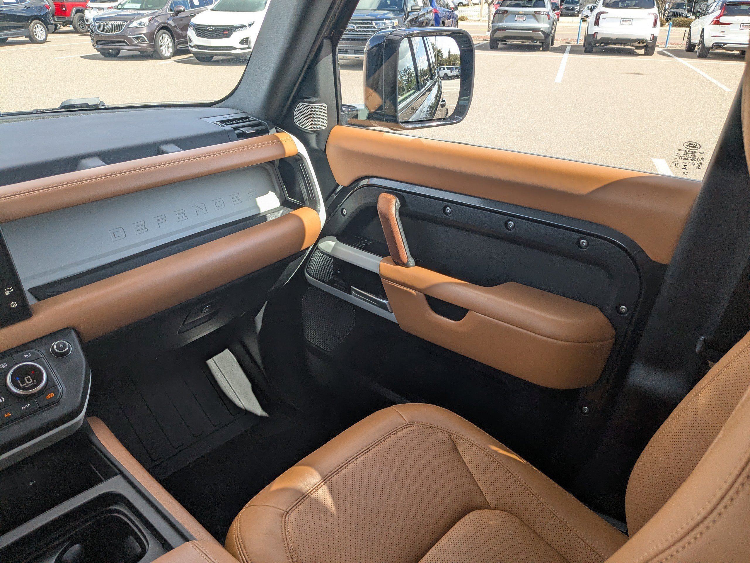 Used 2023 Land Rover Defender 130 First Edition image 19