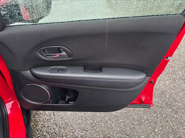 Used 2017 Honda HR-V EX image 16