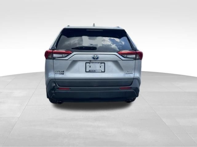 Used 2019 Toyota RAV4 XLE w/ Convenience Package AWD/4WD image 6