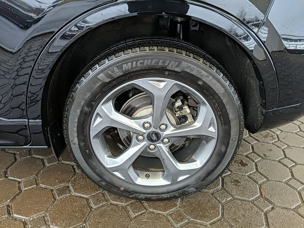 Certified 2024 Ford Escape ST-Line w/ Tech Pack #1 image 11