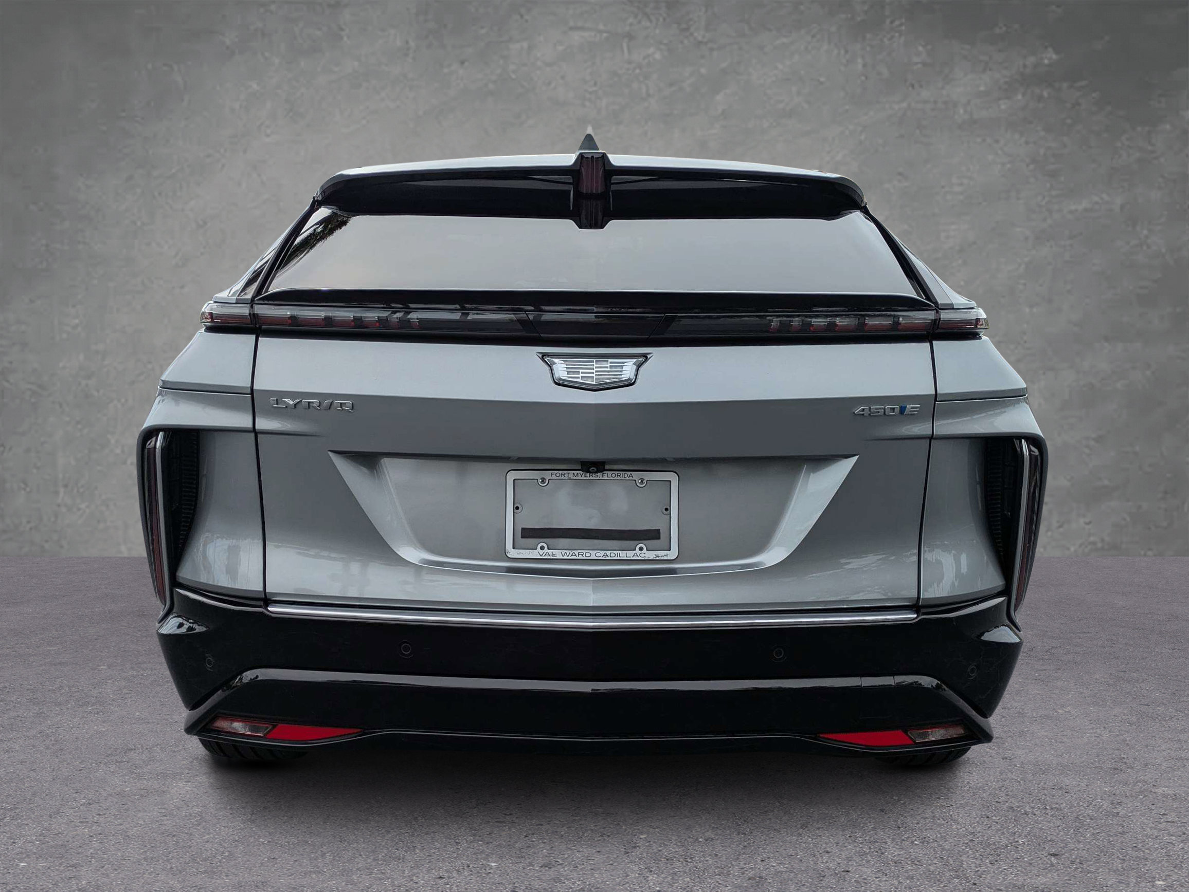 Certified 2024 Cadillac Lyriq Luxury RWD image 3