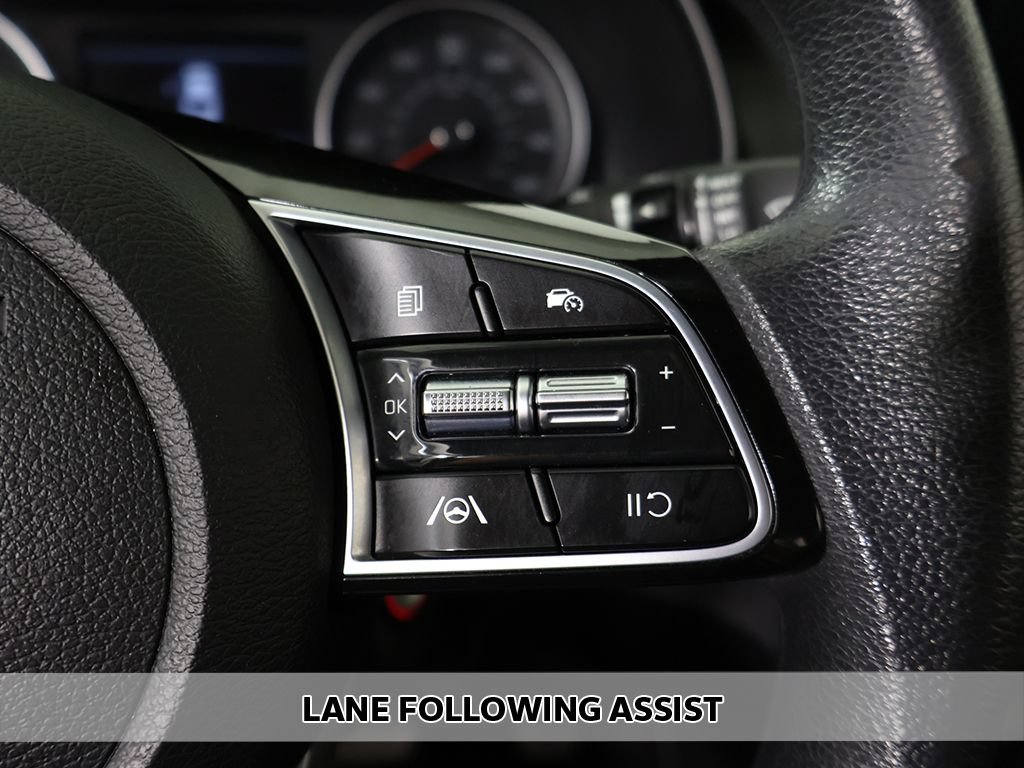 Used 2022 Kia Forte LXS FWD image 3