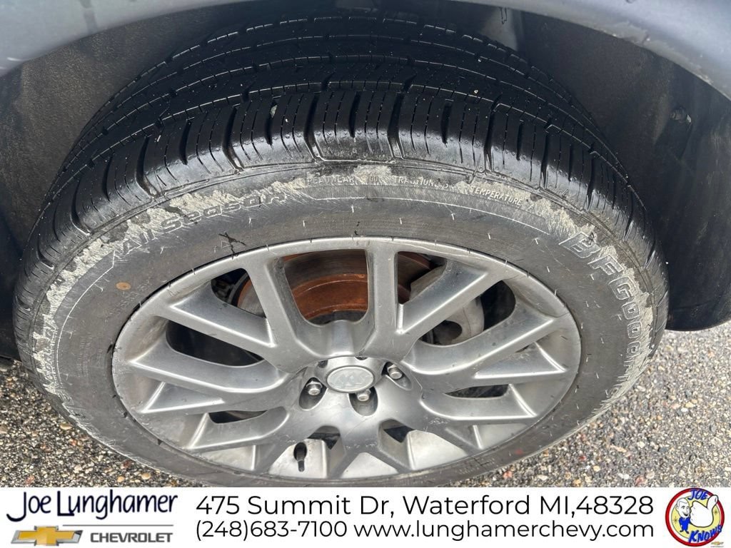 Certified 2019 Buick Encore Sport Touring FWD image 11