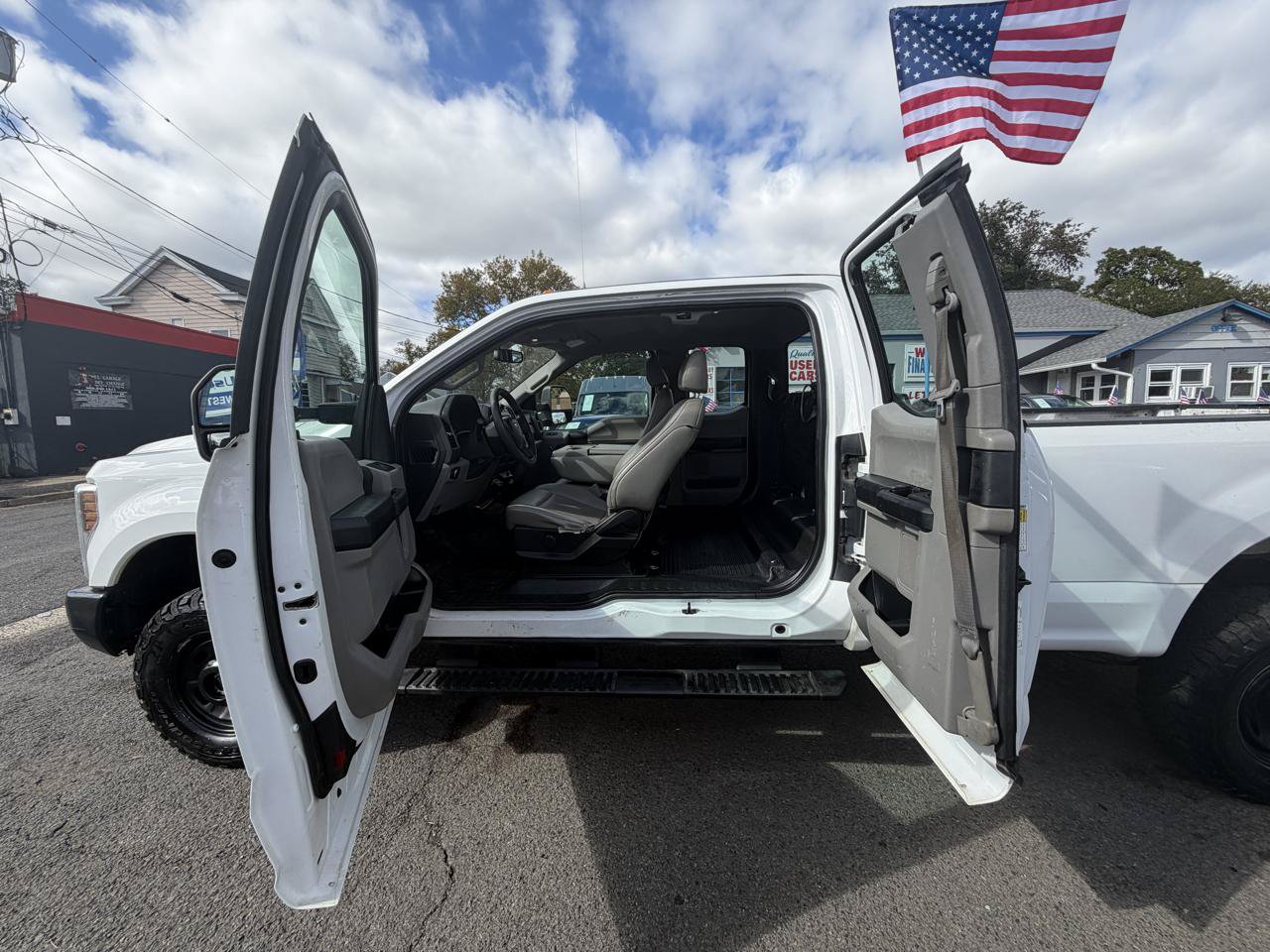 Used 2019 Ford F250 XL w/ Power Equipment Group AWD/4WD image 25