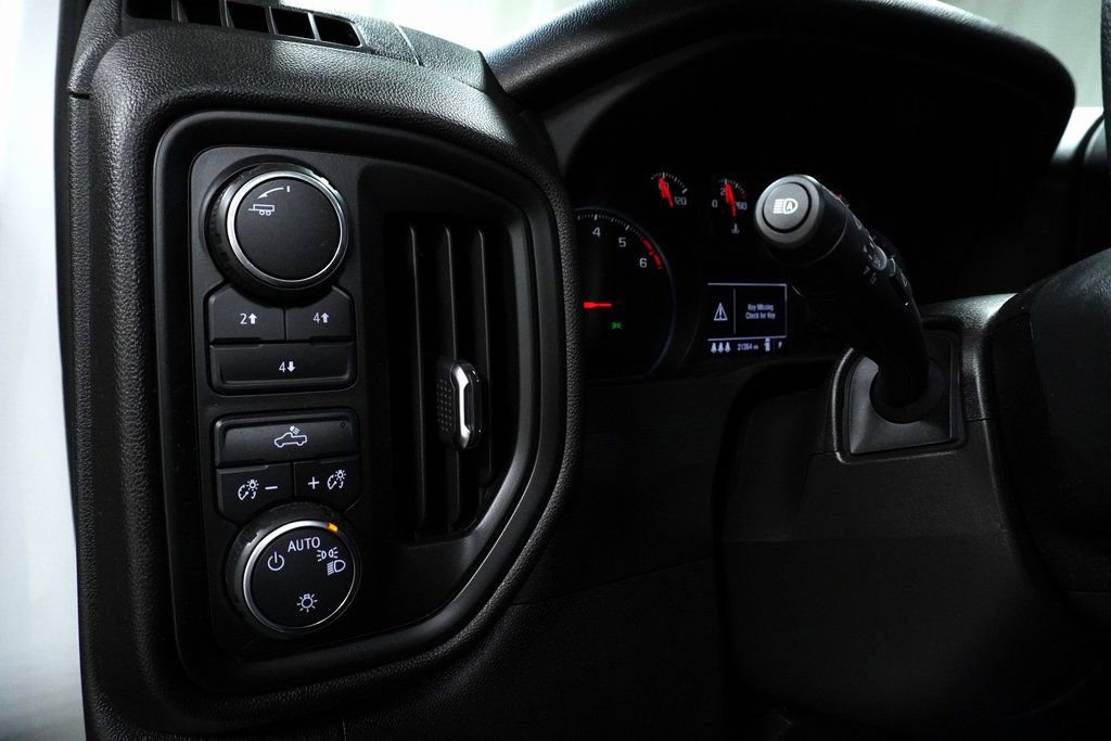 Used 2024 Chevrolet Silverado 2500 Custom w/ Custom Convenience Package image 28