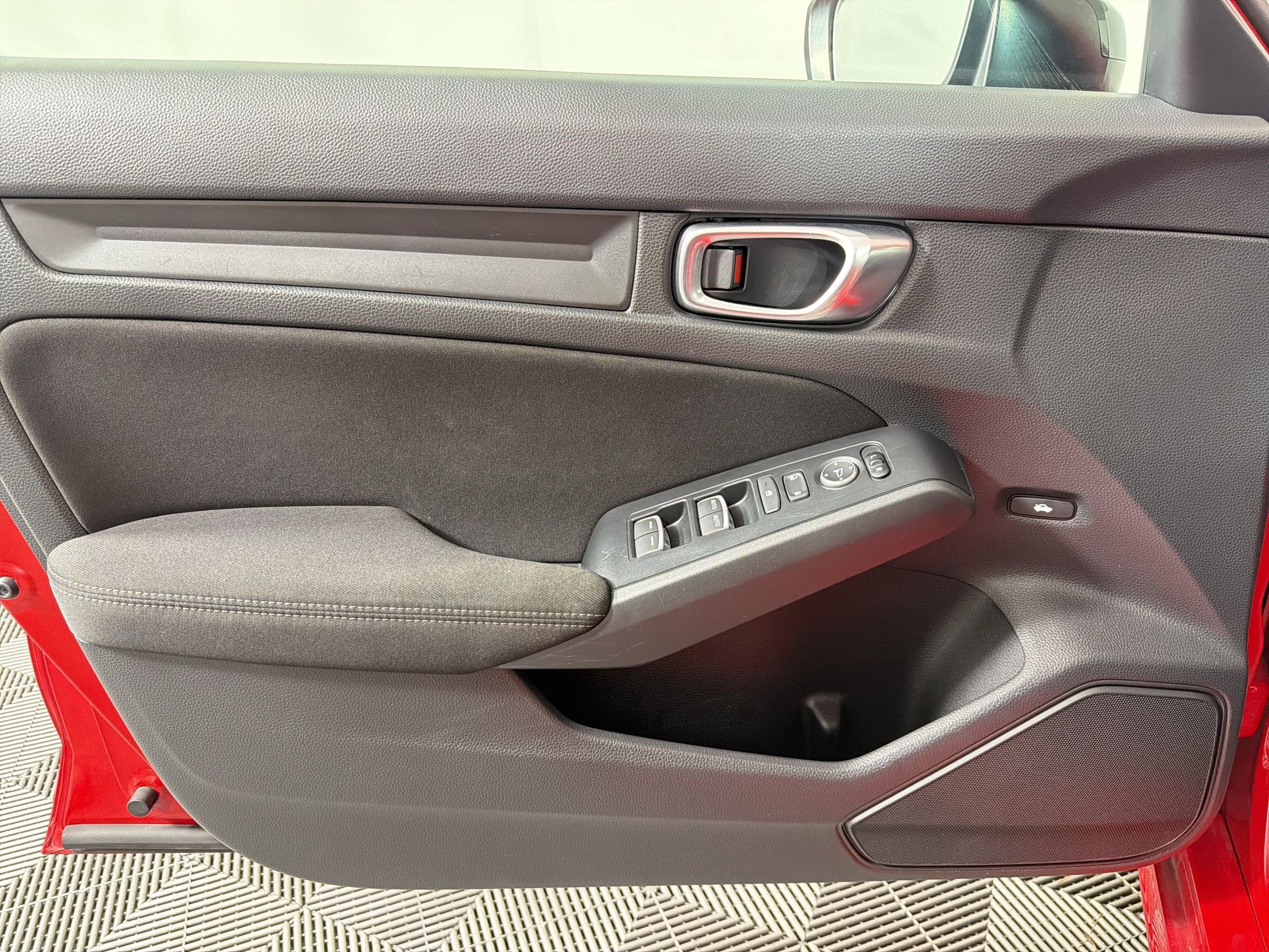 Used 2023 Honda Civic Sport image 10