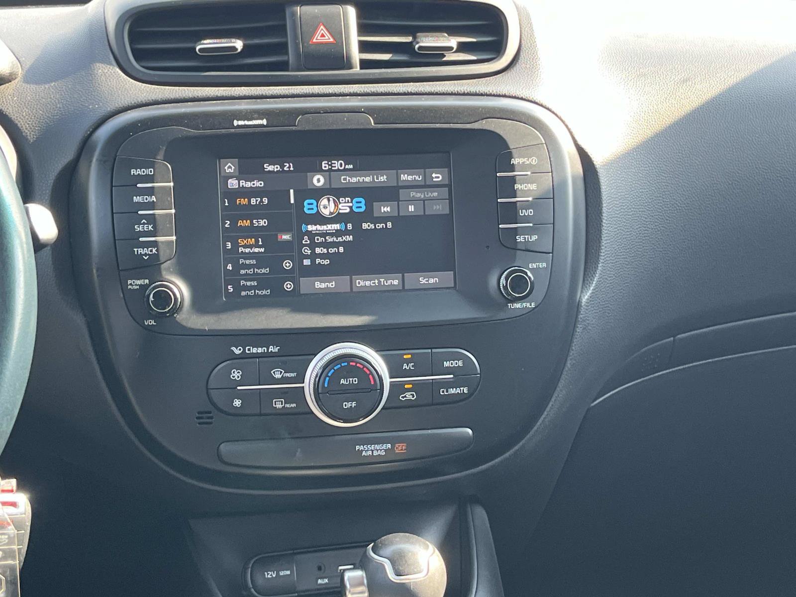 Used 2019 Kia Soul + FWD image 16