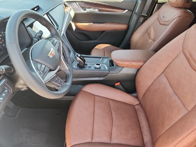 New 2026 Cadillac XT5 Premium Luxury w/ Driver Assist Package AWD/4WD image 10