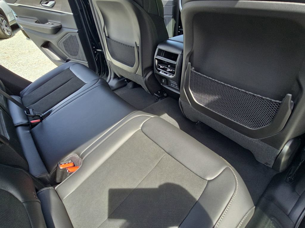 New 2026 Jeep Grand Cherokee Altitude image 12