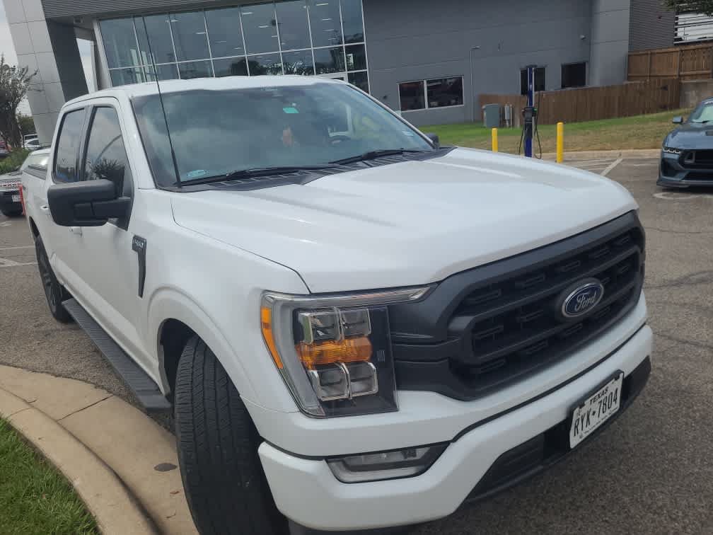 Used 2022 Ford F150 XLT w/ Equipment Group 302A High RWD image 4