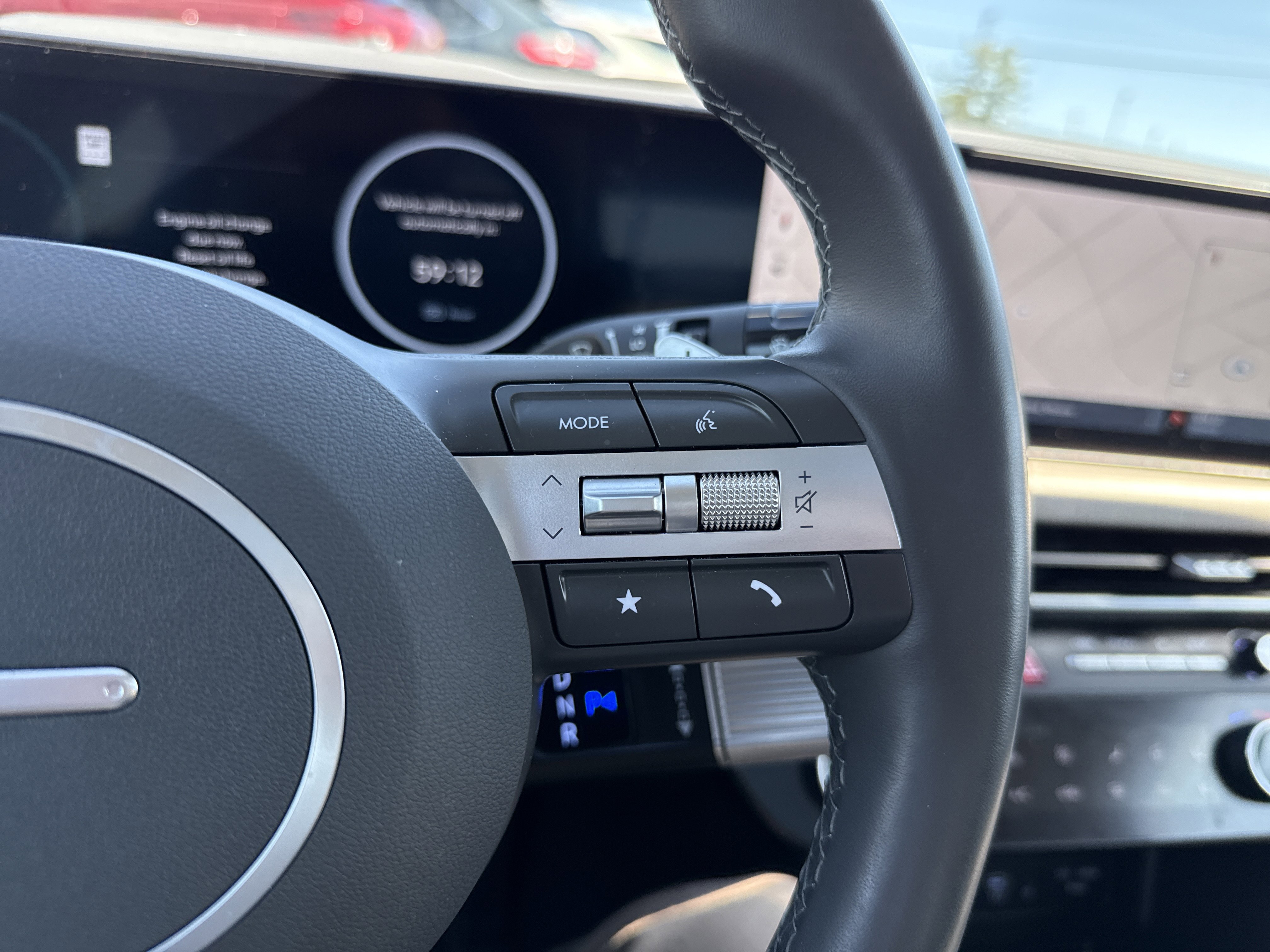 Certified 2025 Hyundai Sonata Limited FWD image 17