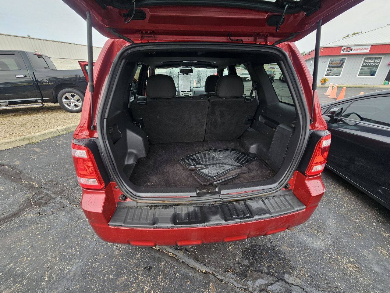 Used 2010 Ford Escape XLT FWD image 16