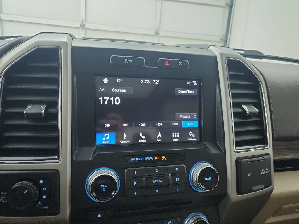 Used 2018 Ford F150 Lariat w/ Equipment Group 502A Luxury AWD/4WD image 26