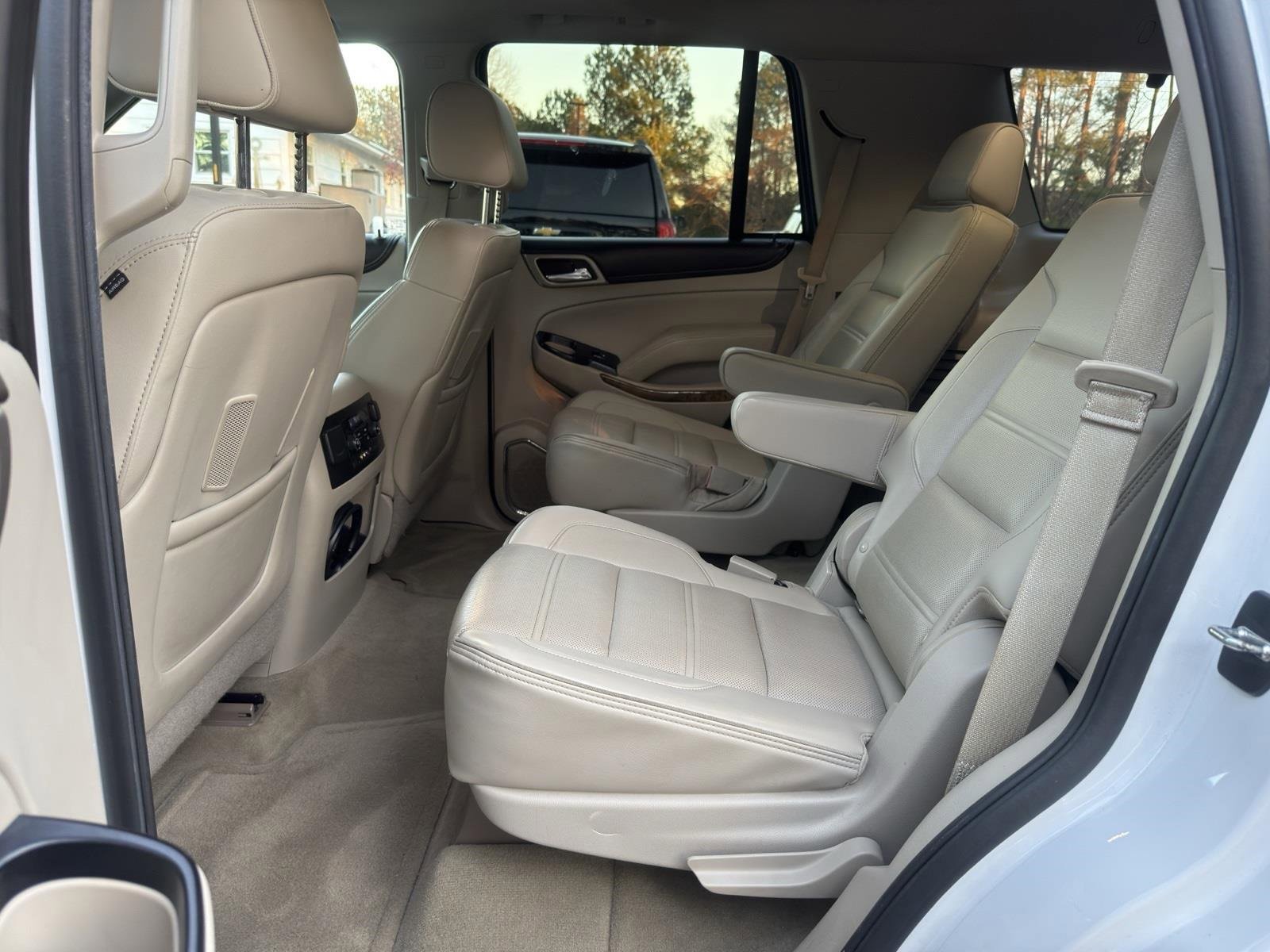 Used 2015 GMC Yukon Denali w/ Open Road Package image 26