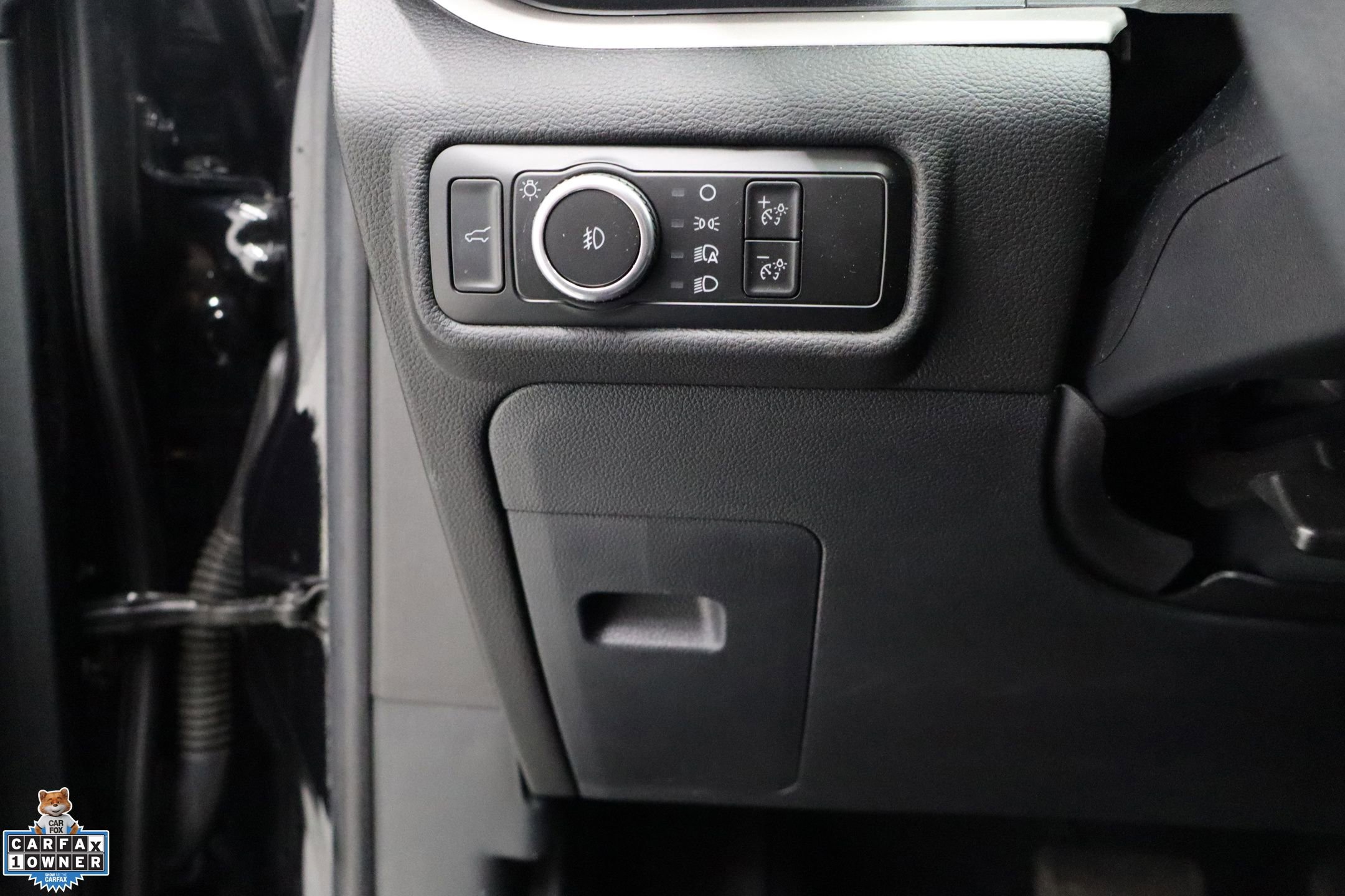 Used 2023 Ford Explorer XLT w/ Equipment Group 202A image 15