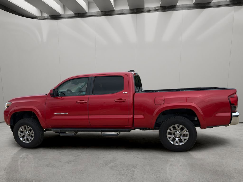Used 2019 Toyota Tacoma SR5 RWD image 2