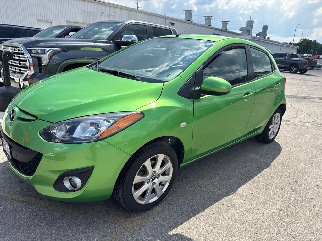 Used 2013 MAZDA MAZDA2 Touring FWD image 9