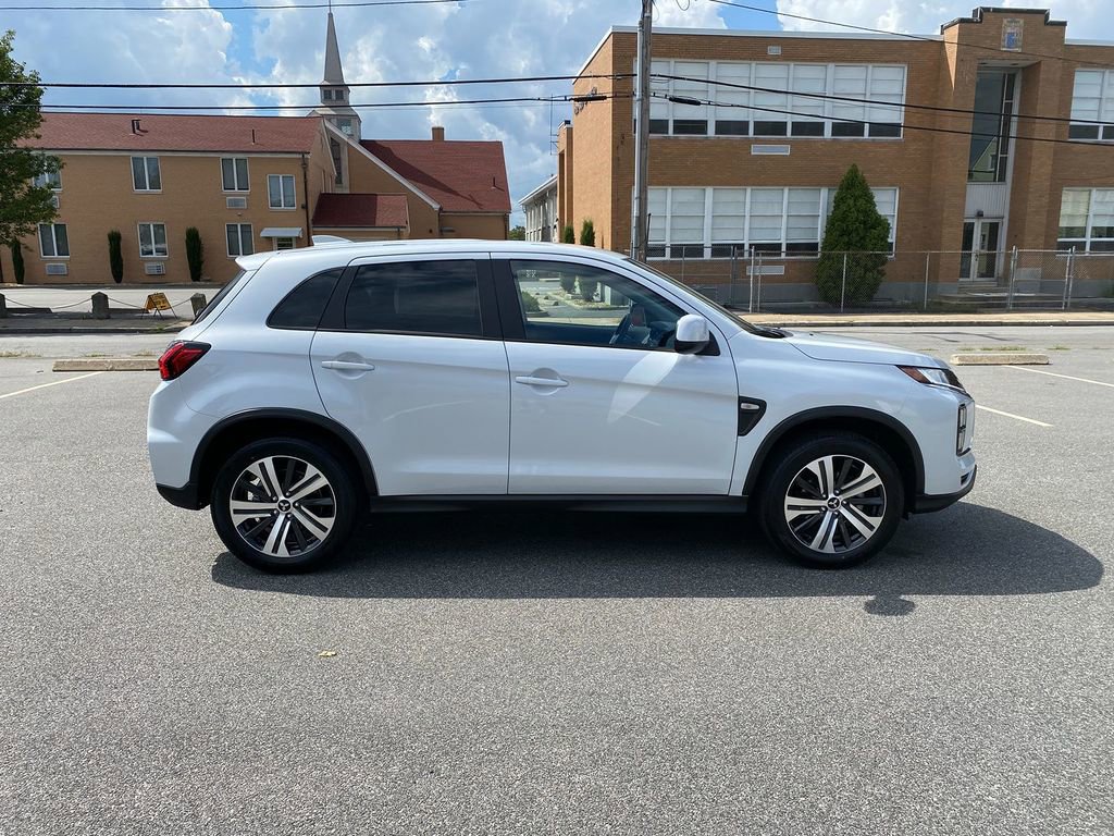 New 2025 Mitsubishi Outlander Sport ES image 4